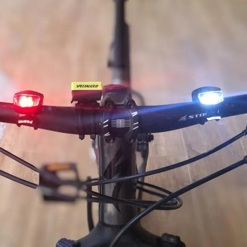 Sinalizador Led Duplo Modelo Sapinho Bike Kit 02 Unidades Cor Preto
